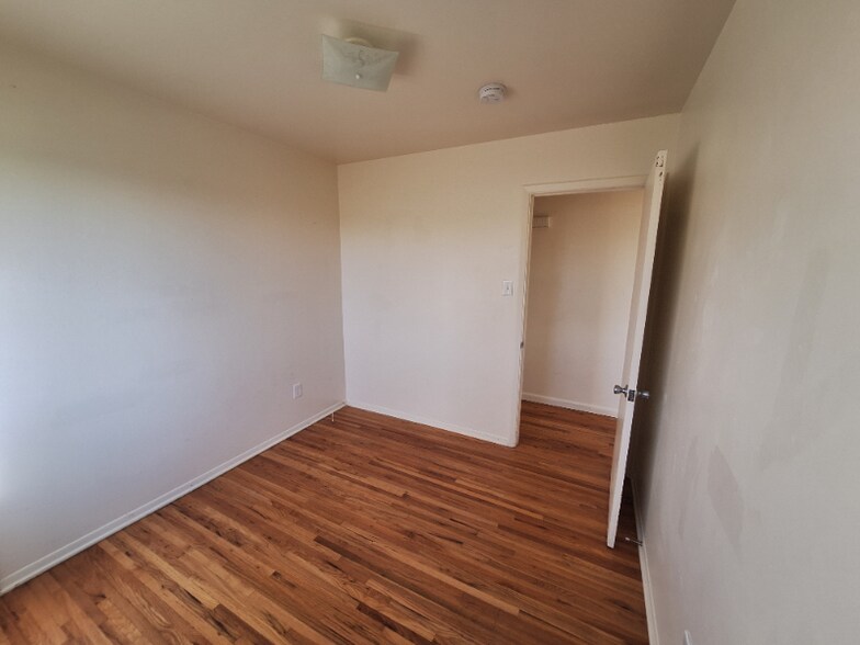 Building Photo - 2172 Reed Dr