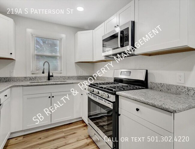 Building Photo - 219 S Patterson St