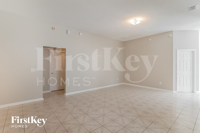 Building Photo - 12658 Holly Springs Ct