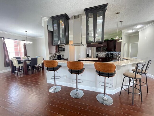 Building Photo - 907 Wildflower Rd