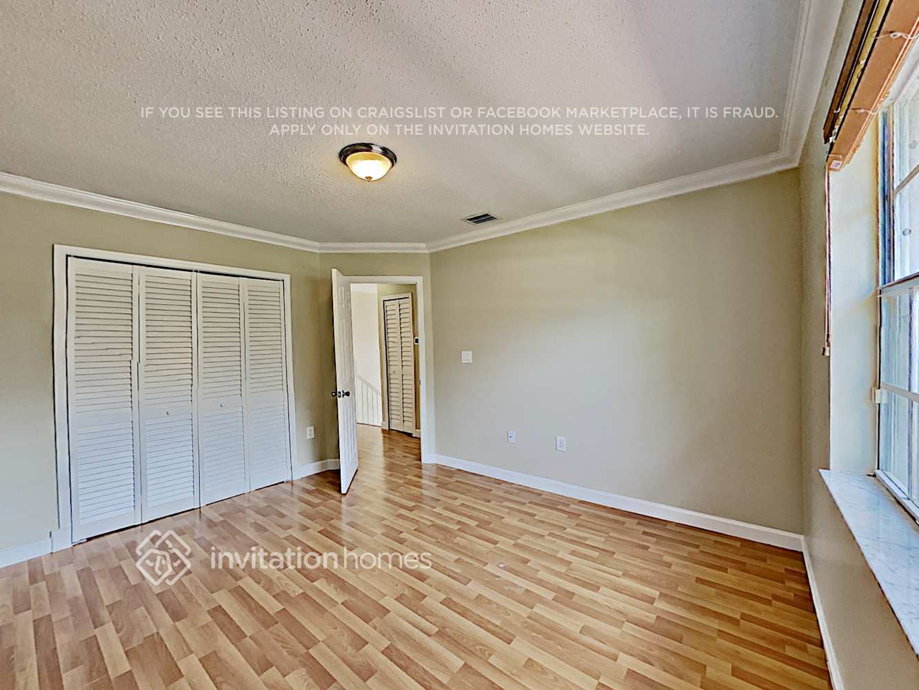 Building Photo - 15250 SW 51st St