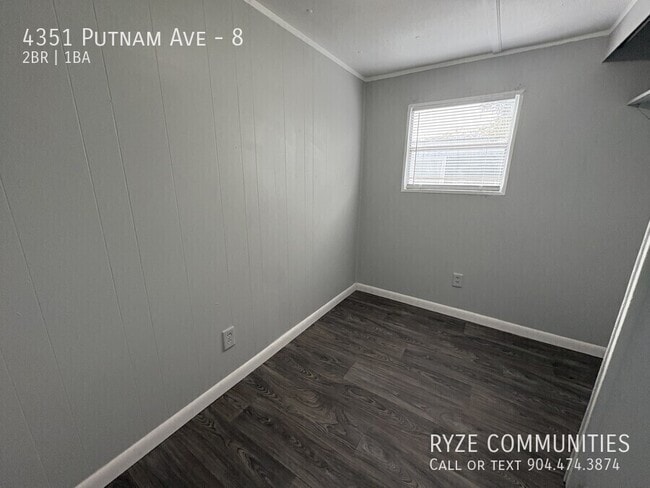 Building Photo - 4351 Putnam Ave