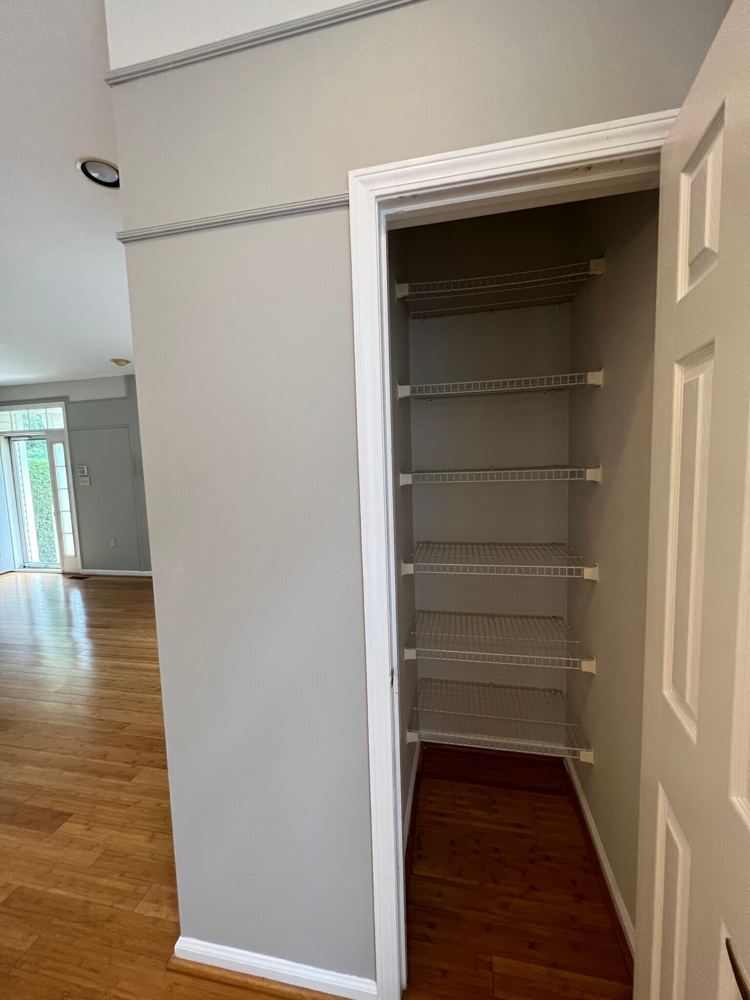 2 storage pantries - 202 Dresher Woods Drive