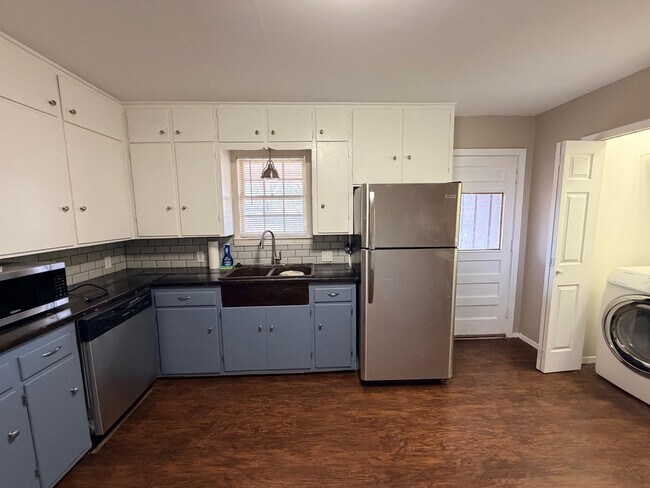 Building Photo - 2510 36th St