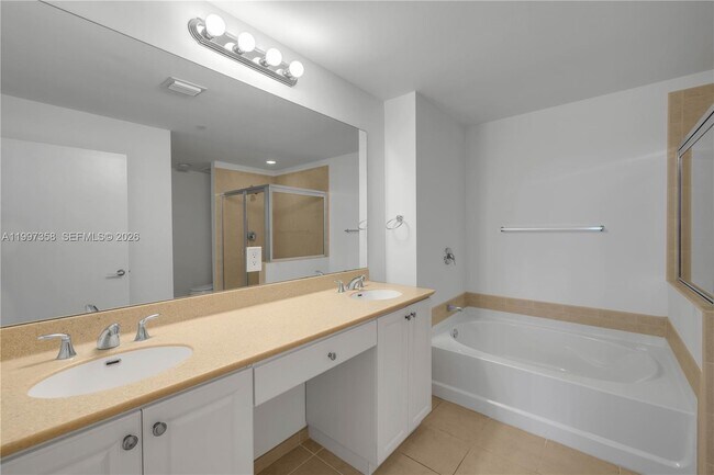 Building Photo - 3340 NE 190th St