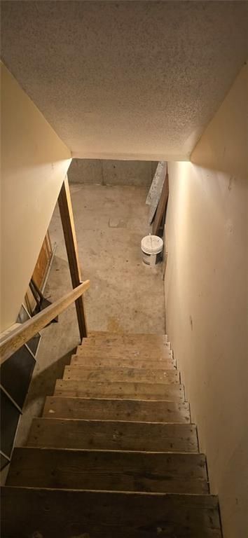 Building Photo - 104 Sisson St