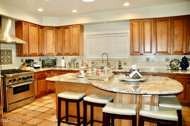 Building Photo - 6108 E Morning Vista Ln