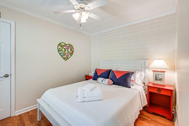 Building Photo - 4984 Webster Rd