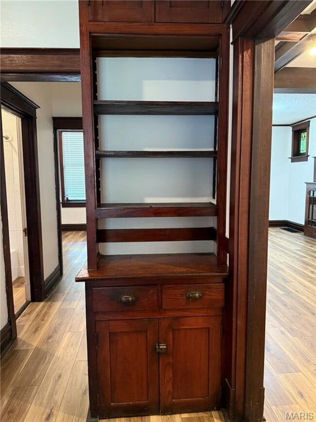 Building Photo - 5428 Nottingham Ave