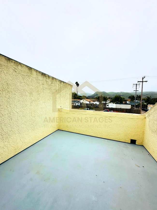 Building Photo - 307 N M St
