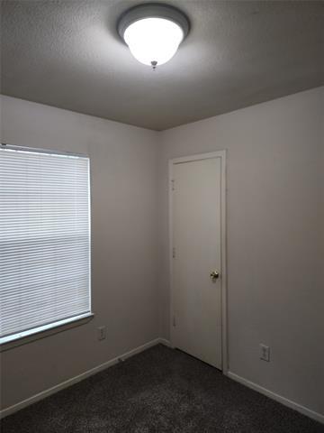 Building Photo - 8114 W Elizabeth Ln