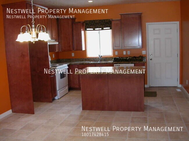 Building Photo - Beautiful 2-bed Townhome in West Jordan