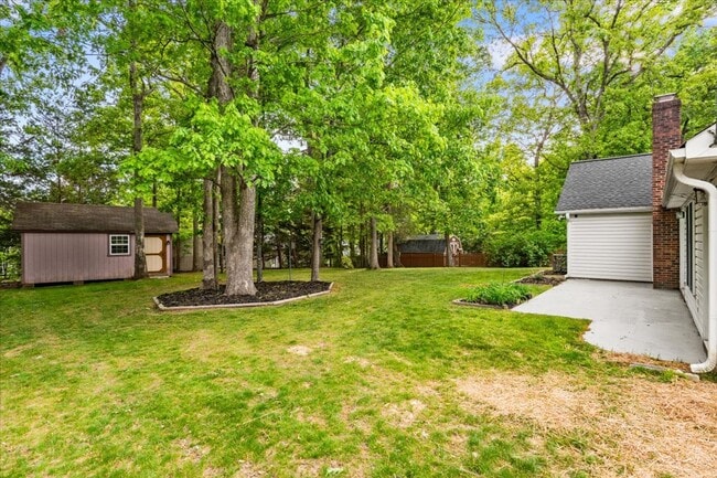 Building Photo - Coming Soon! Single Story Rental in Jamestown's Colony Park!