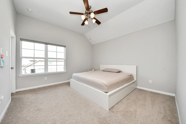 Building Photo - 2707 Brighton Willow Way