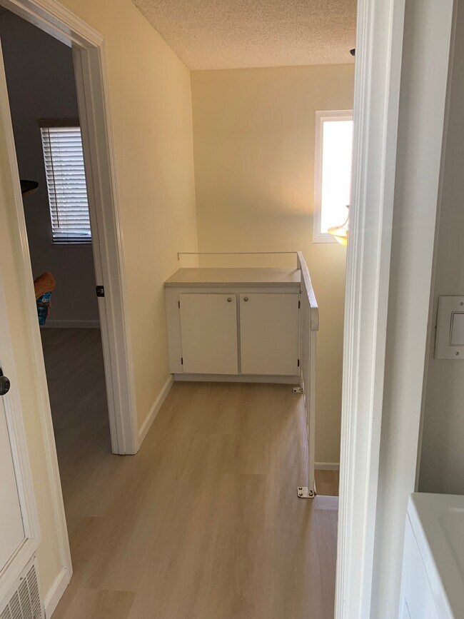 Building Photo - 3901 Clayton Rd