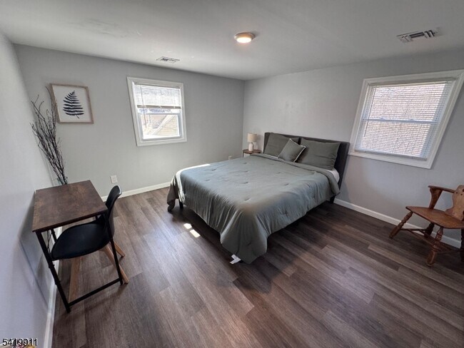 Building Photo - 117 Weldon Rd