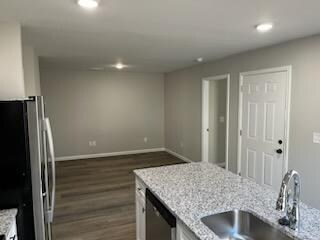 Building Photo - 410 Charles Ave