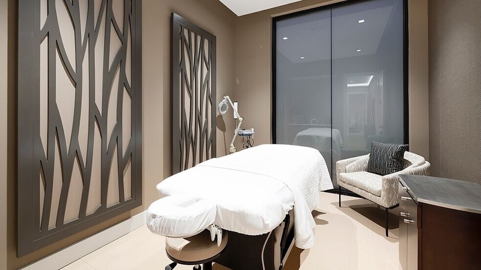 Massage - 15347 Turin Dr