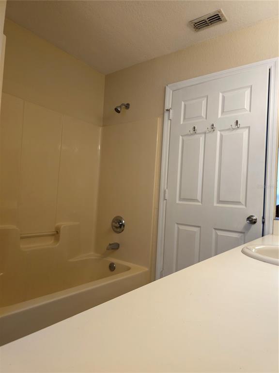 Building Photo - 6997 Hemlock Rd