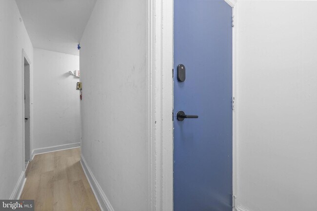 Building Photo - 3871 Terrace St
