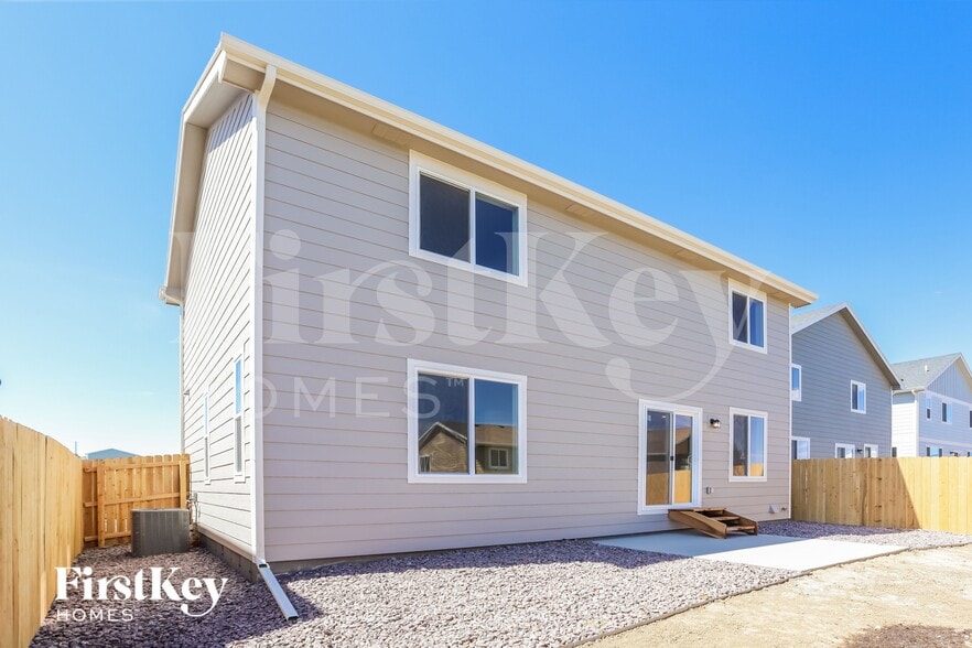 Building Photo - 10376 Horton Dr