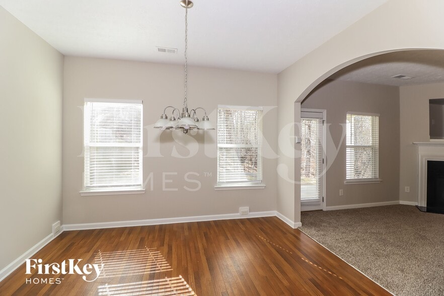 Building Photo - 4808 McEver View Dr