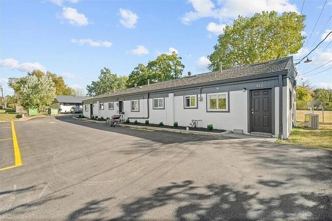 Primary Photo - 912 Orange St