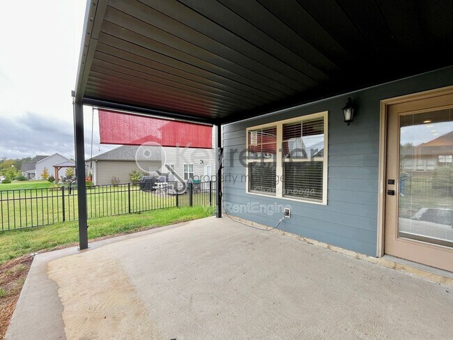 Building Photo - 8528 Amberwing Cir