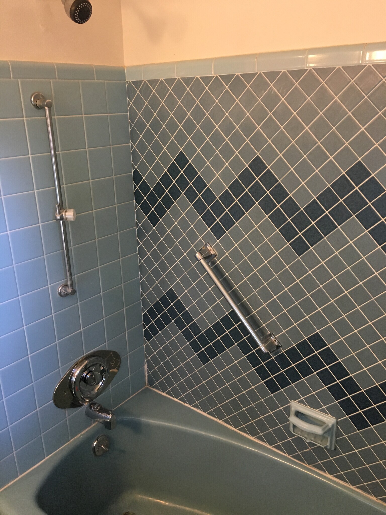 Building Photo - 3986 Edidin Dr