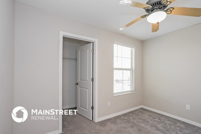 Building Photo - 10254 Carloway Hills Dr