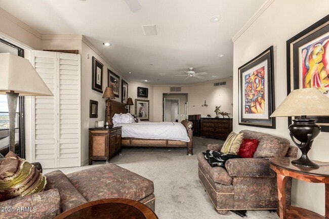 Building Photo - 1040 E Osborn Rd