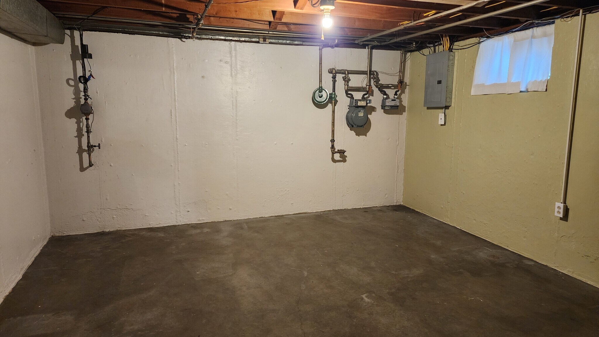 Building Photo - 4907 Heege Rd