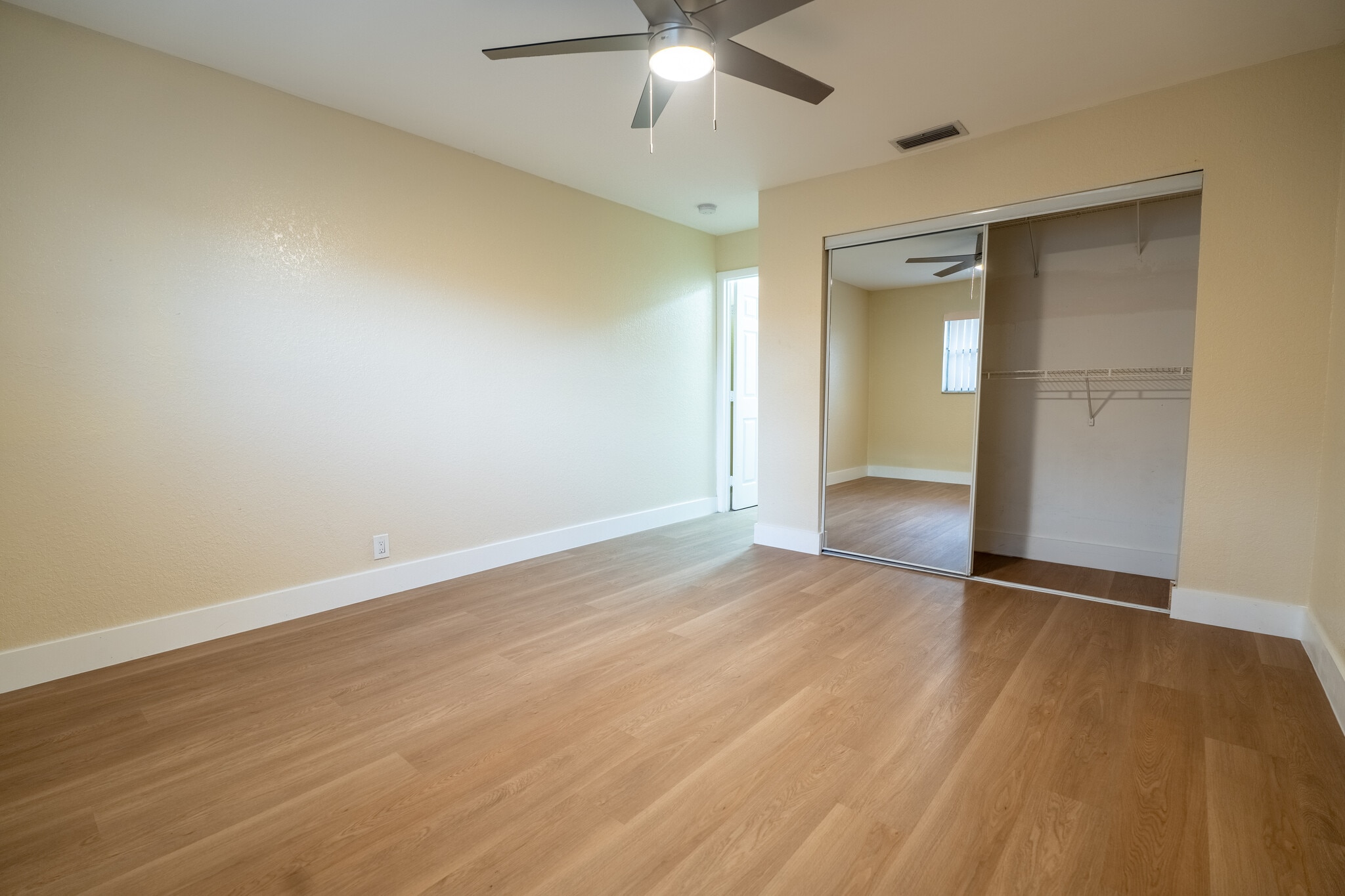 Building Photo - 10911 NW 45th St