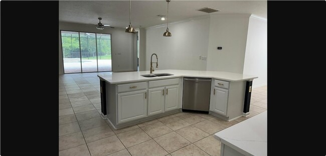 Building Photo - 36 Privado Ct
