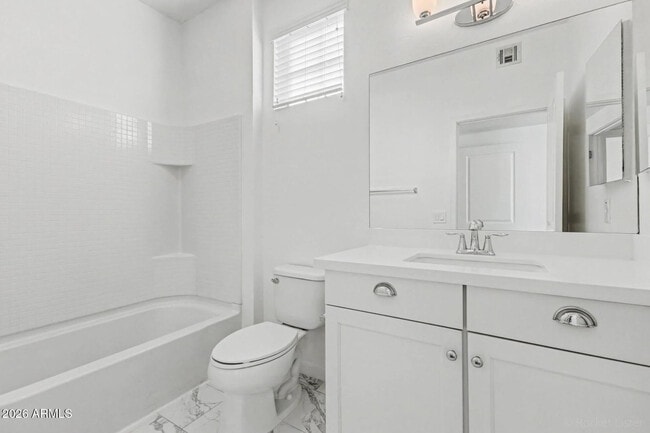 Building Photo - 2315 N 52nd St