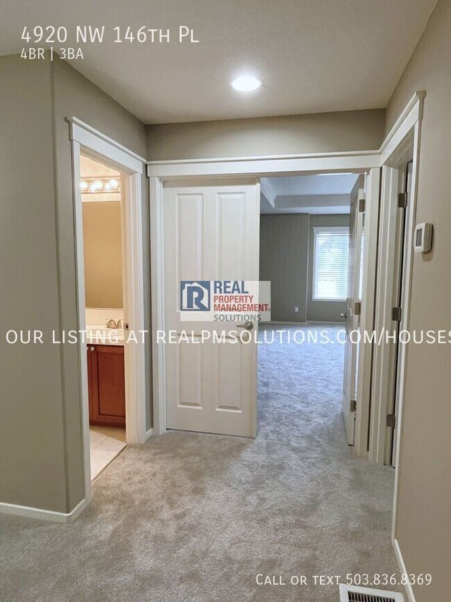 Building Photo - 4920 NW 146th Pl