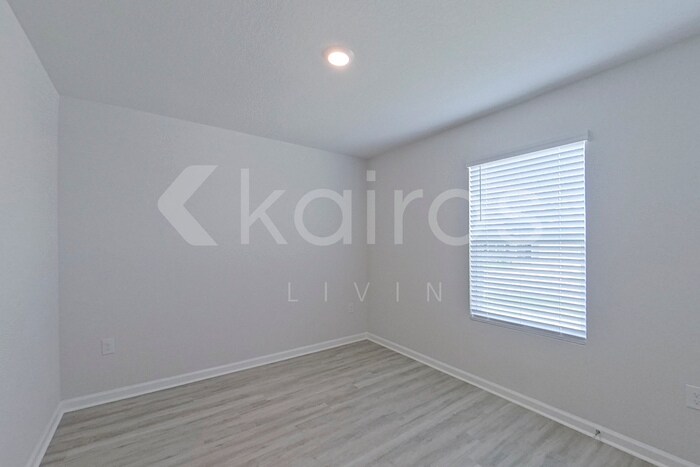 Building Photo - 108 Swallowtail Ln