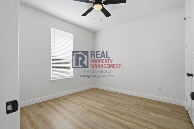 Building Photo - Luxury-Inspired 4-Bedroom Home with Distinctive Interior Design