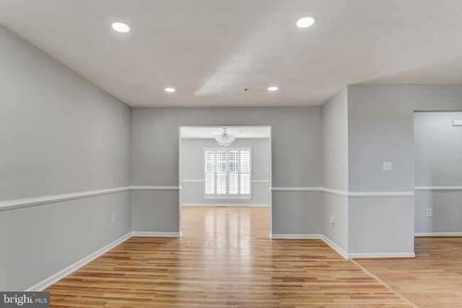 Building Photo - 7505 Castle Rock Dr