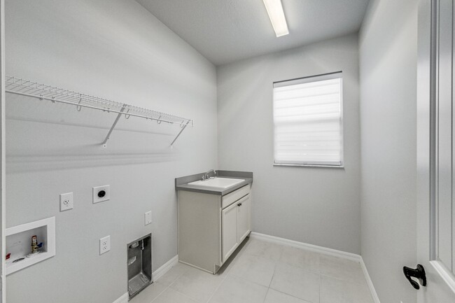 Building Photo - Beautiful home in Sierra Cove