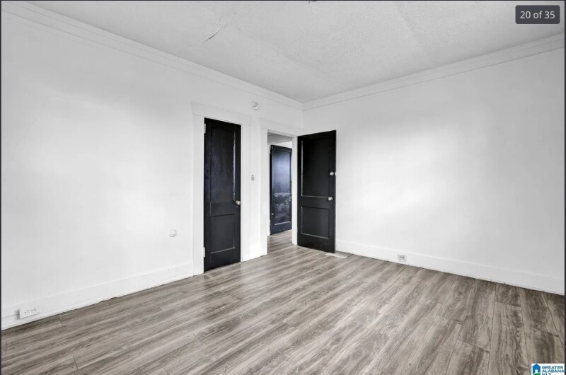 Building Photo - 505 12th St W