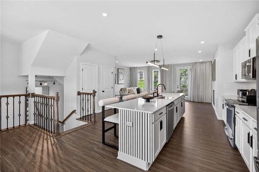 Building Photo - 1445 Creekside Cir NW