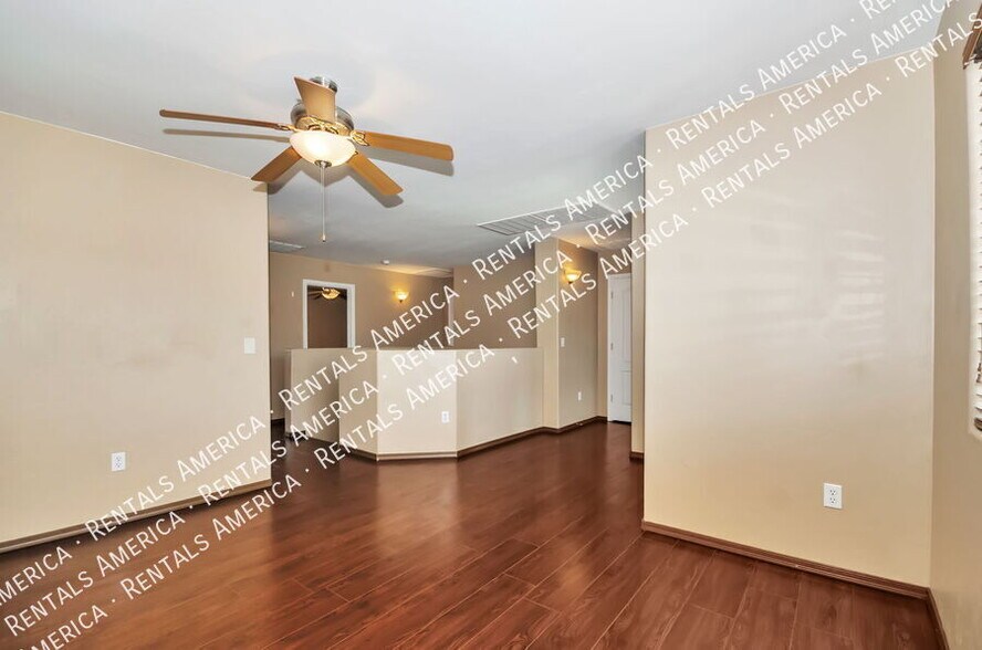 Building Photo - 60903 Silky Mane Dr