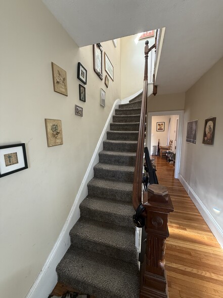 Building Photo - 36 Pratt St