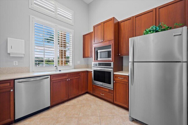 Building Photo - 4241 Wellington Shores Dr