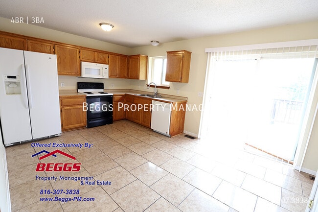 Building Photo - 2116 Glenside-