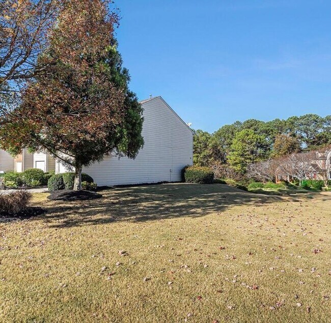 Building Photo - 2651 Waverly Hills Dr