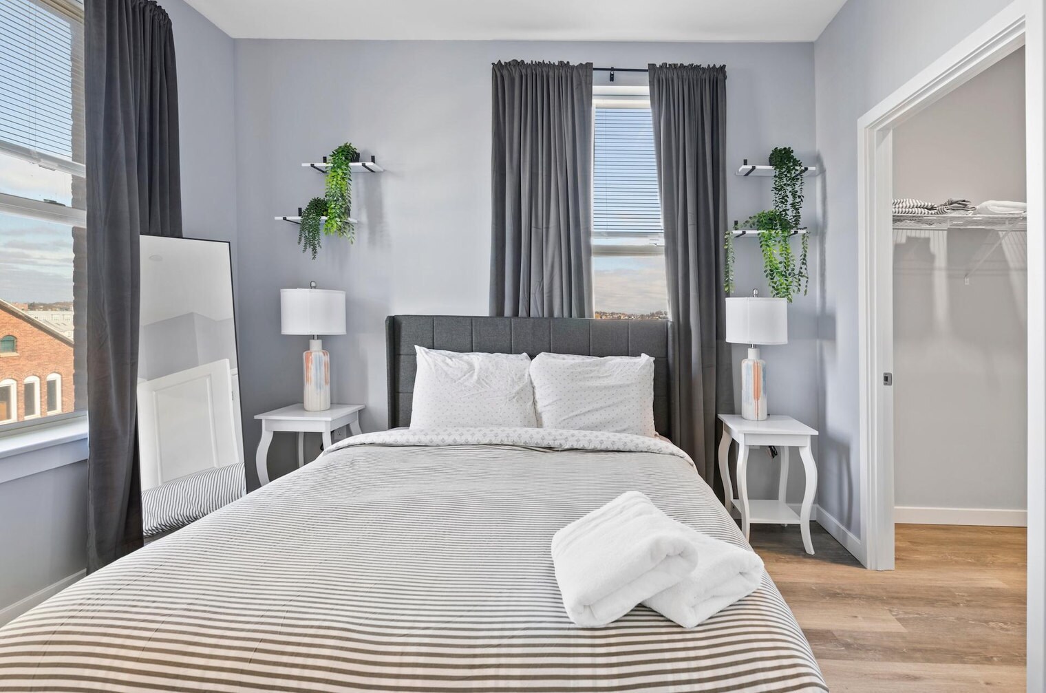 Building Photo - 95 Broadway-SI ID1240391P