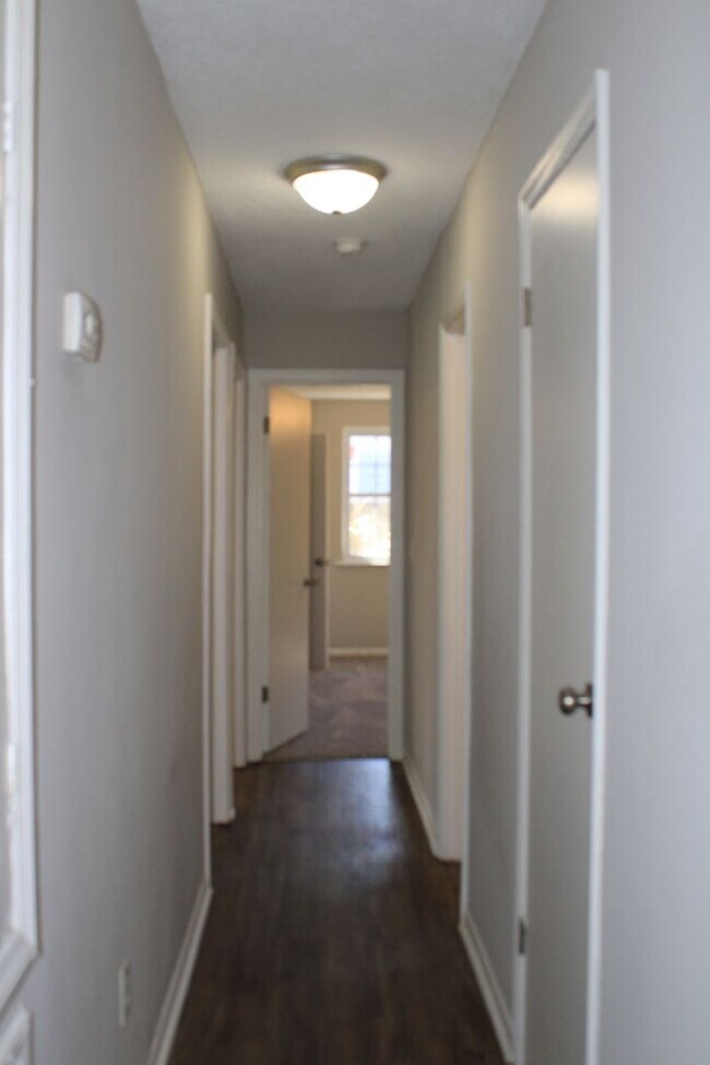 Building Photo - 3517 Byron Pl