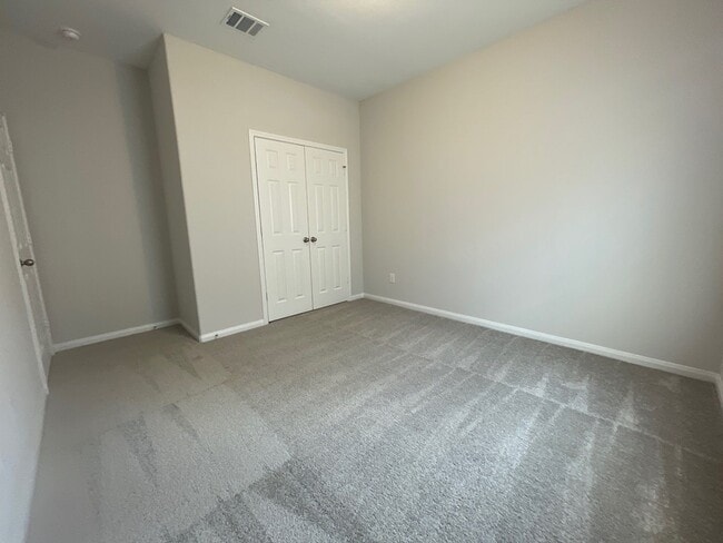 Building Photo - 1059 Rd 5736